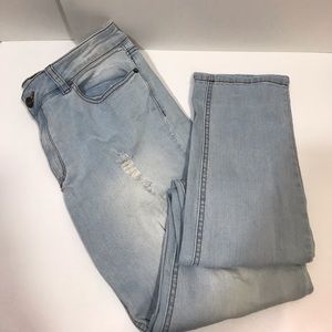 3/25$ Superbe jeans jamais porté